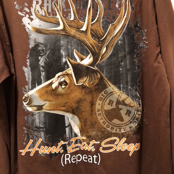 NWOT Men’s Racks and Reels long sleeve shirt. Lots of details on back & sleeve. - Picture 11 of 13